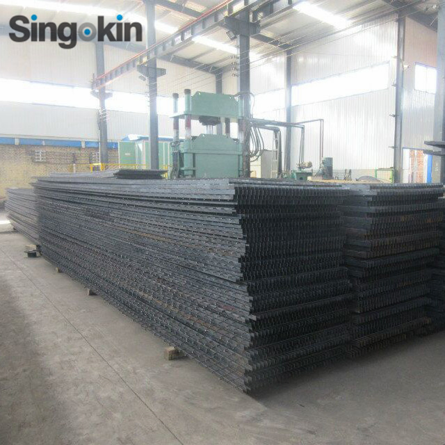 30X3mm Catwalk Steel Grating Serrated Galvanized Bar Grating Price