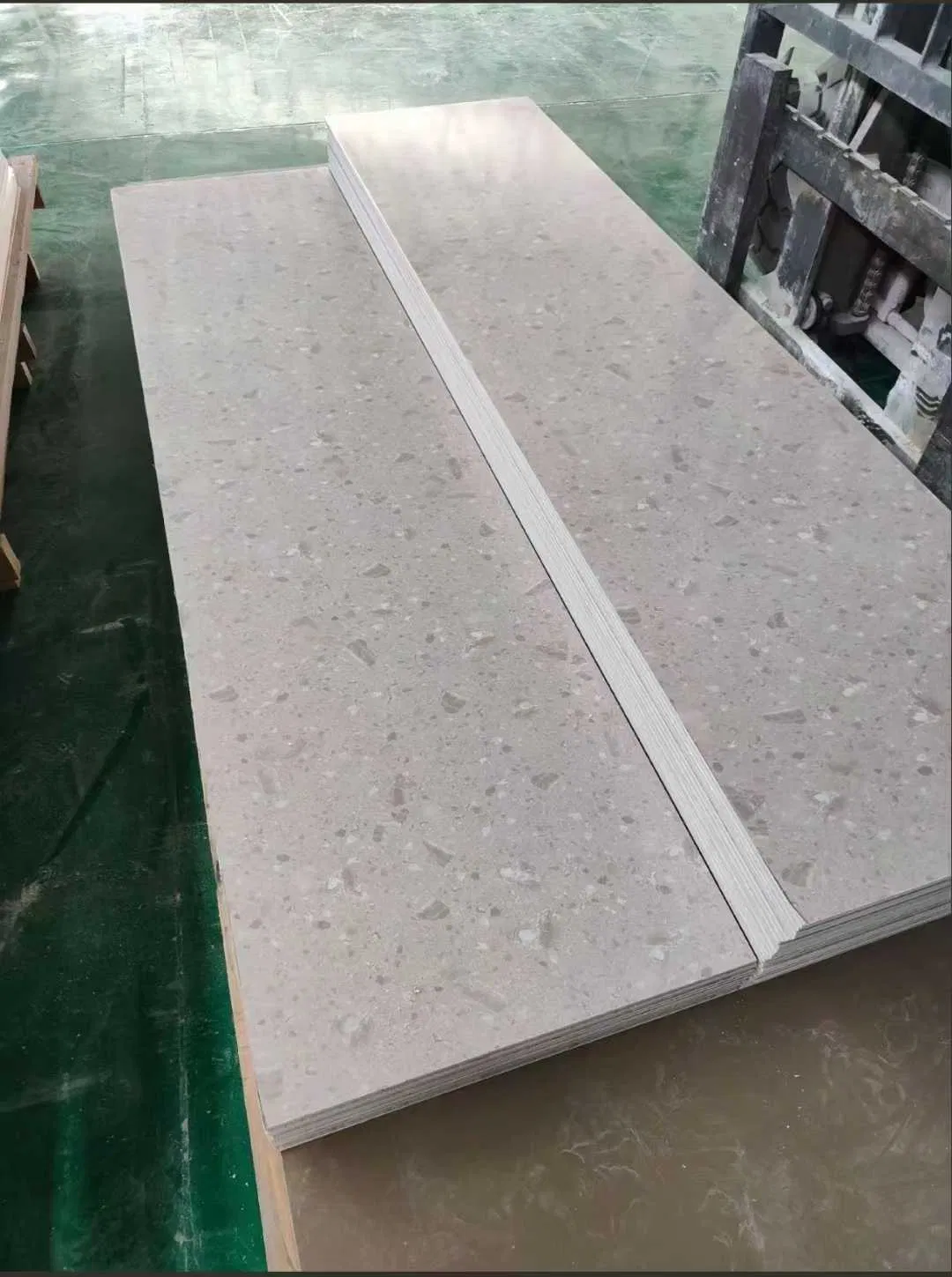 China Factory Spc Stone Plastic Cladding - CE Certified, Zero Formaldehyde for Commercial Interior