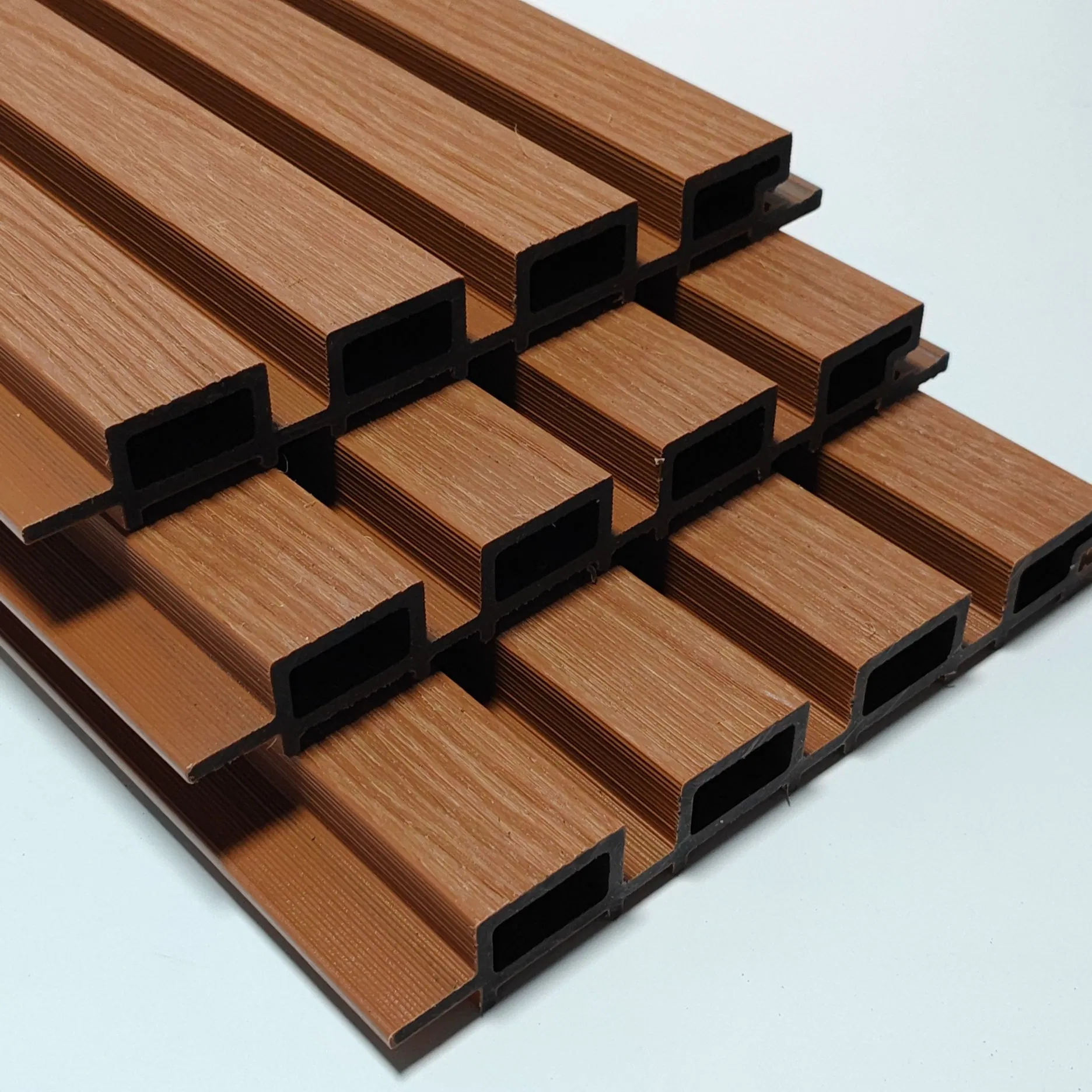 Top-Rated Slip-Resistant & Weight-Bearing Co-Extruded WPC Great Wall Panel