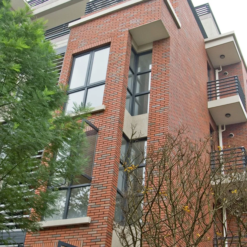 Терракотовая плитка для стен 240x60 мм, коричневая