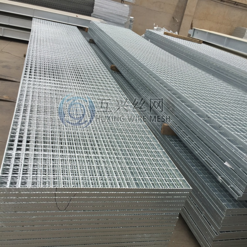 Stainless Steel Rust Proof Hot Zinc Coating Carbon Steel Bar Grating Water Drainage Steel Grate for Drains Channel Floor Trench Cover