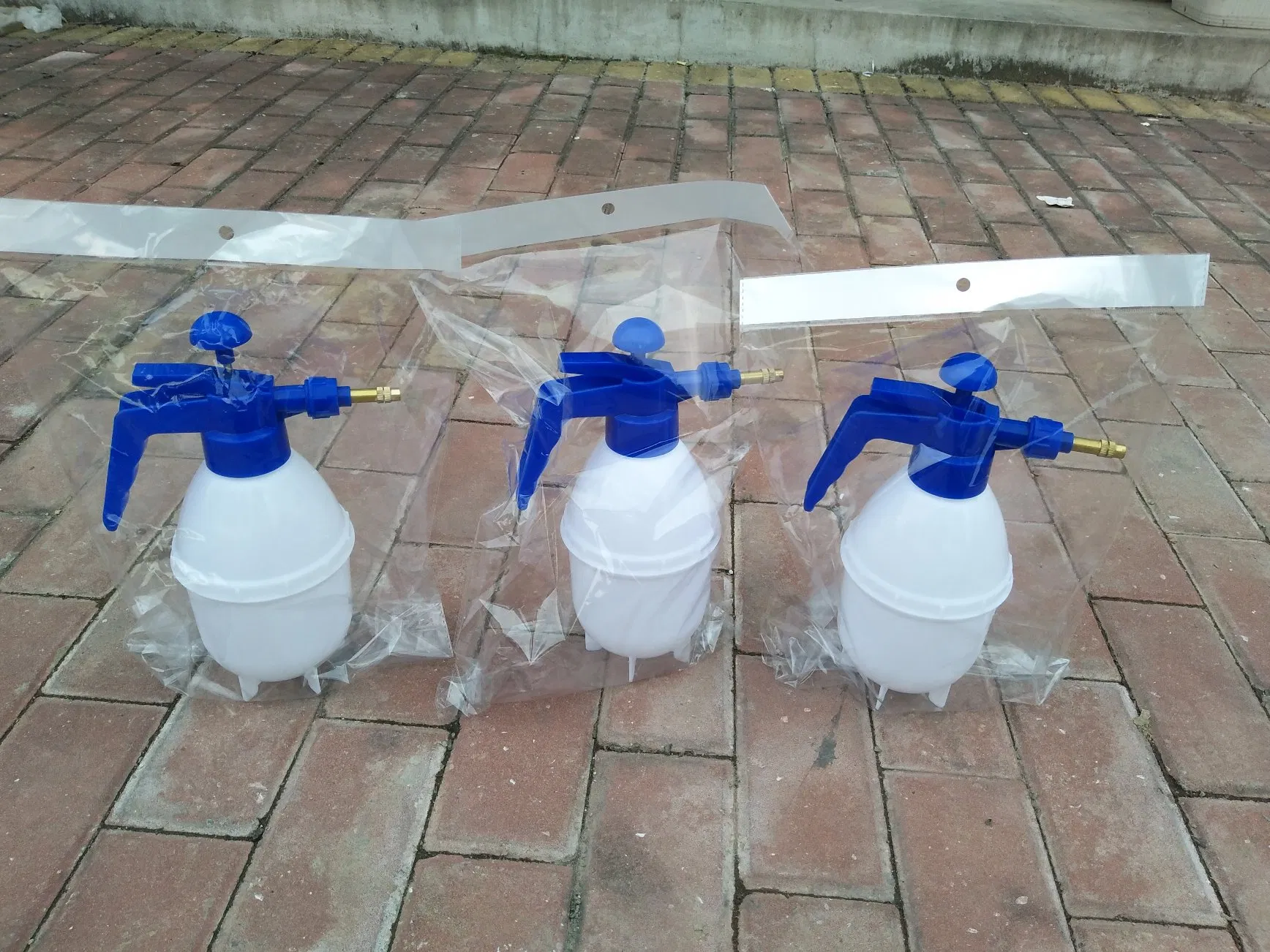 1L Garden Air Pressure Compression Sprayers (HT-1A BLUE)