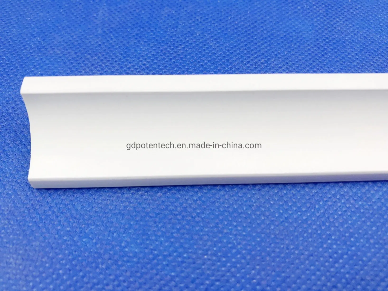 High Quality PVC Foam Profile PVC Cove Moulding for Ceiling Decoration