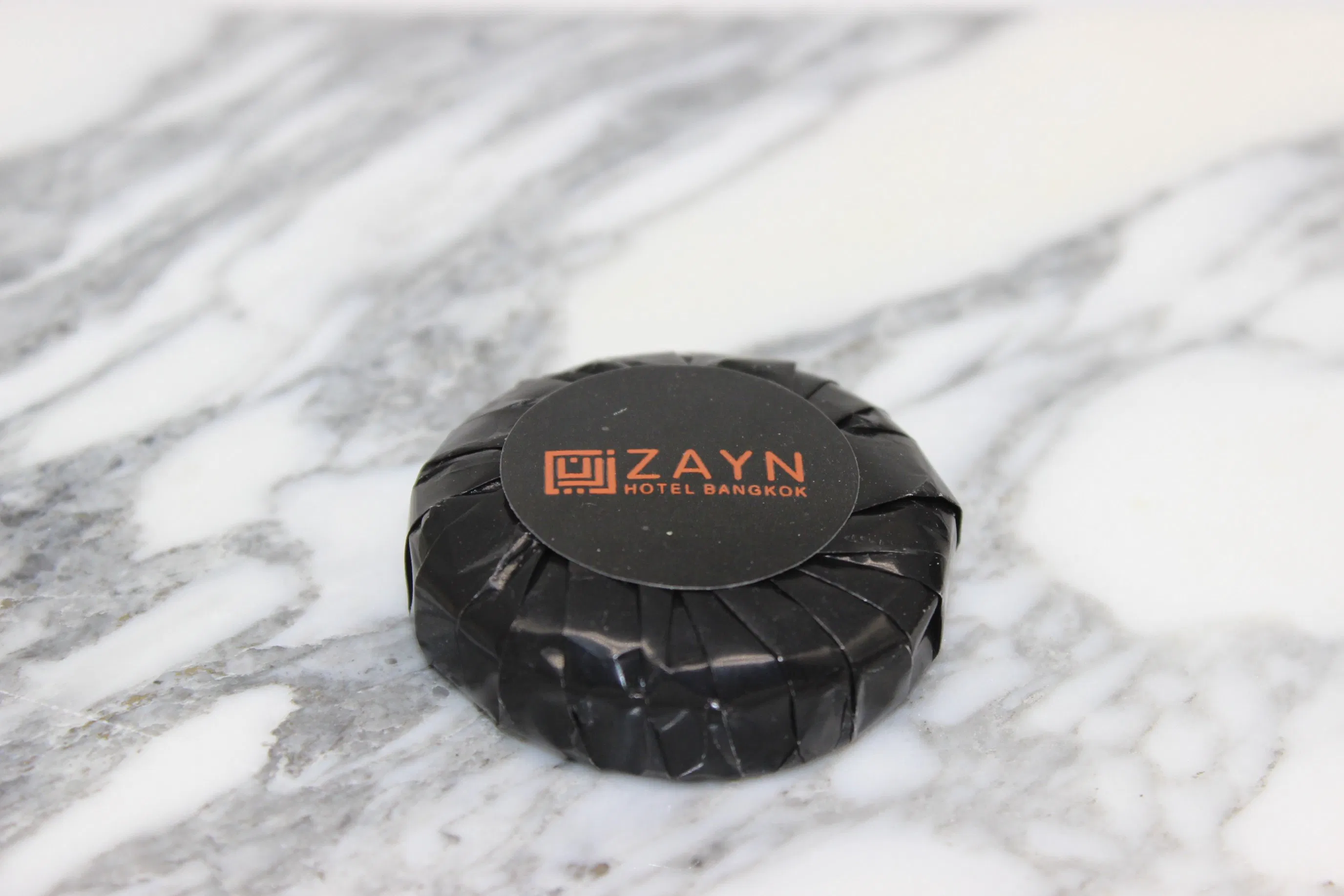 5 Stars Hotel Suppliers Disposable Hotel Soap Black Pleat Wrap 03