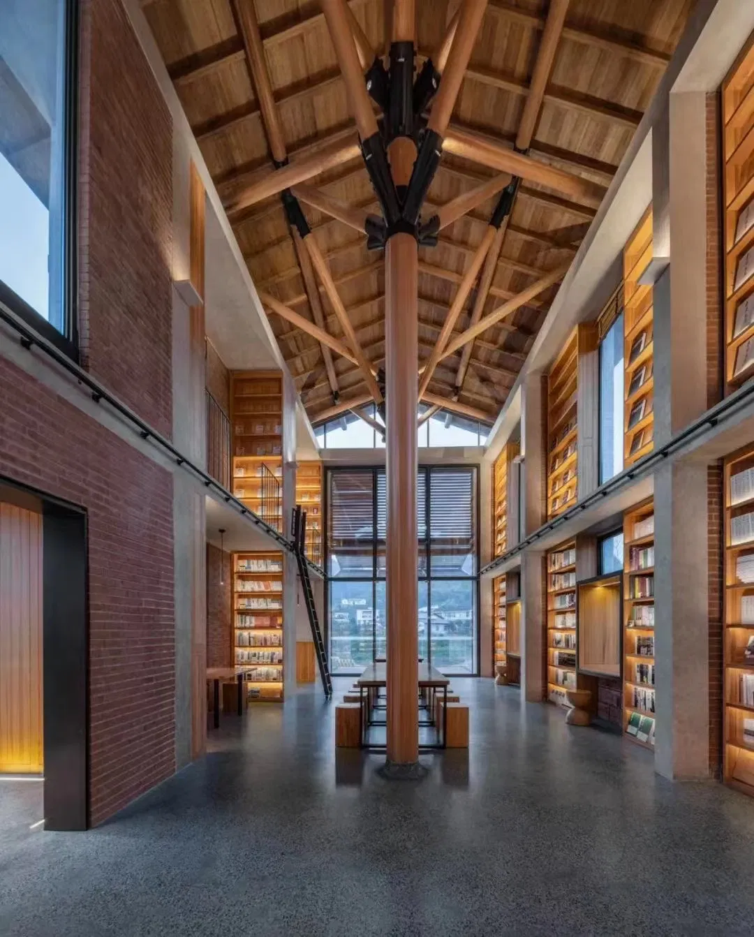 Column Wood Strip Ancient Building Log Column