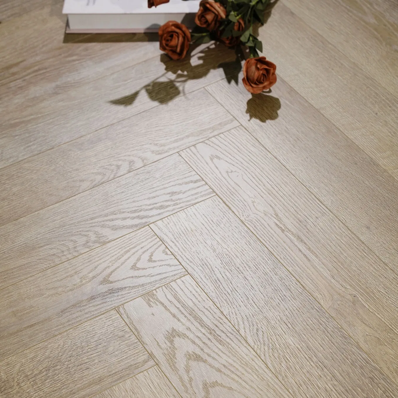 Ламинат 12 мм износостойкий для дома