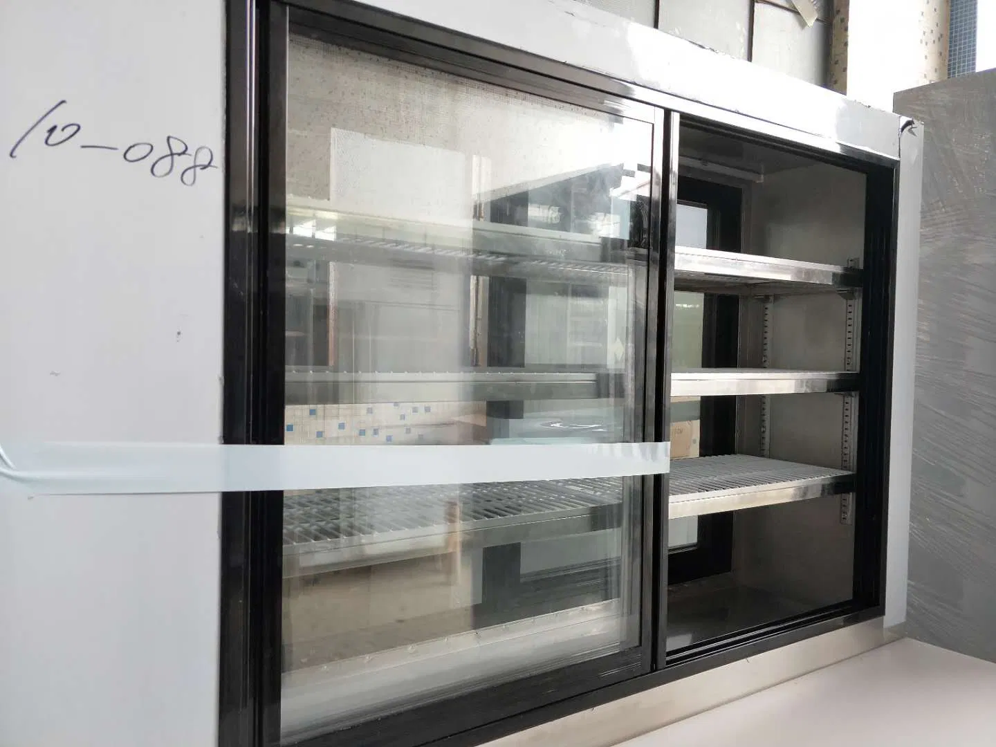 Customized Counter Work Bench Refrigerator with Chopping Block