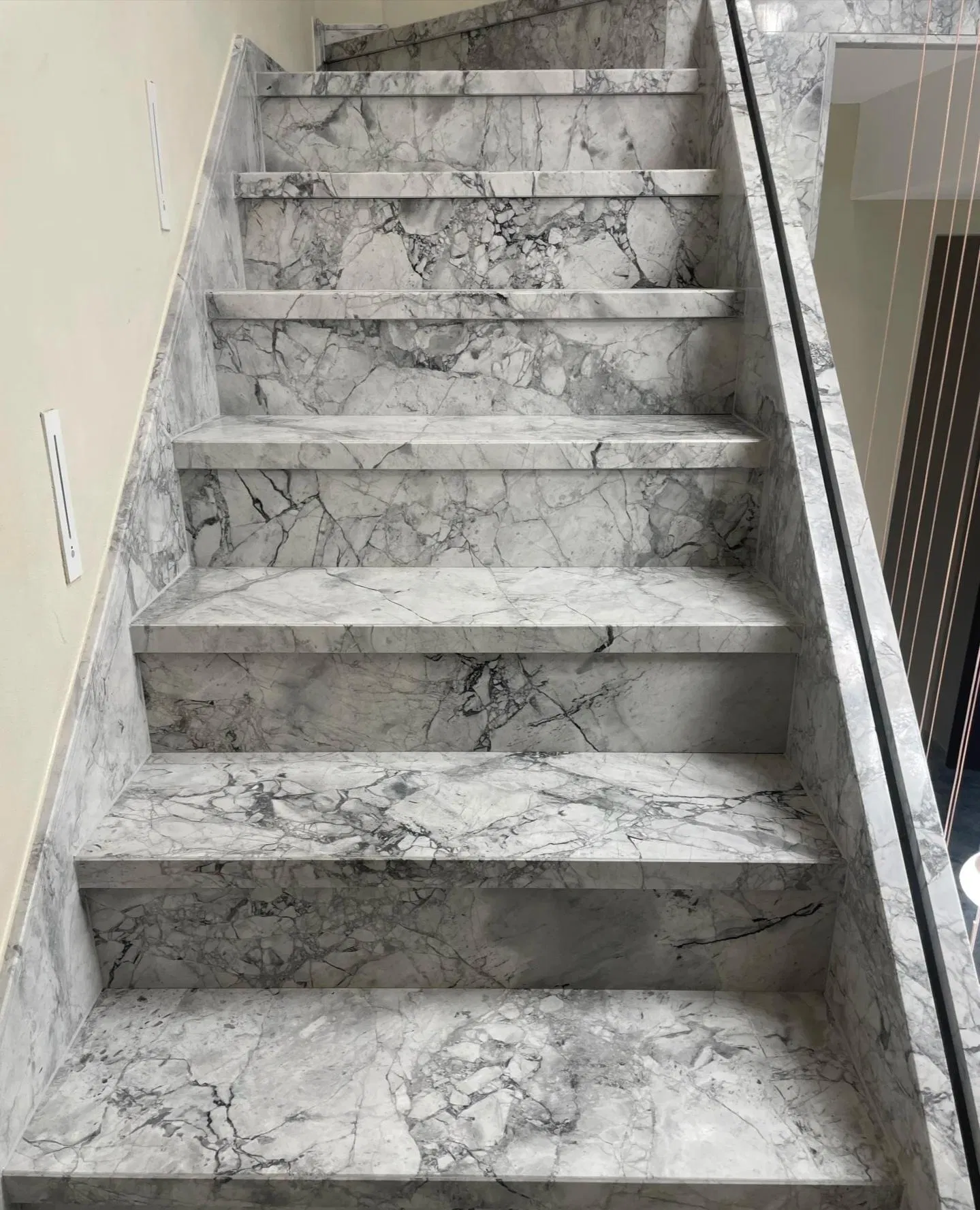 Customized Natural Stone Stairs Grey Marble Tiles for Stairs Tiles Marble Stair Step Tread