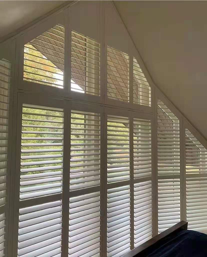 Supply PVC Plantation Window Shutters