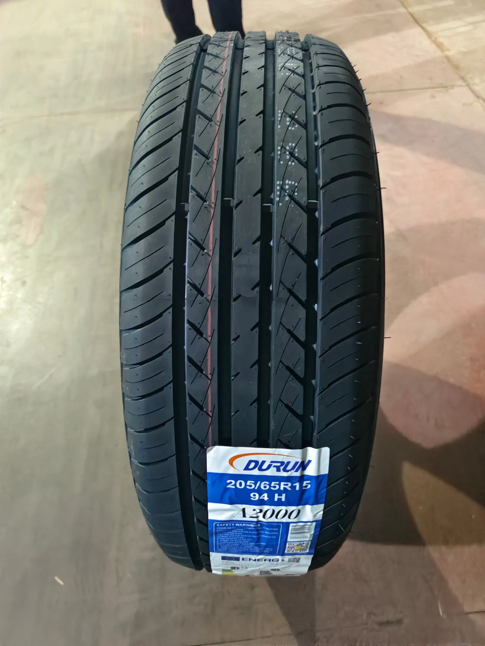 Внедорожная шина 19x7.00-8