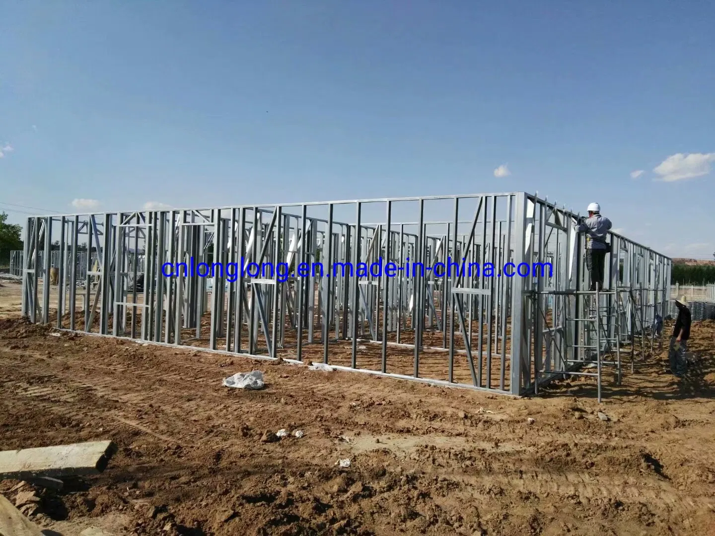 Prefabricated Building Light Steel Structure House Flat Pack House Office Factory
