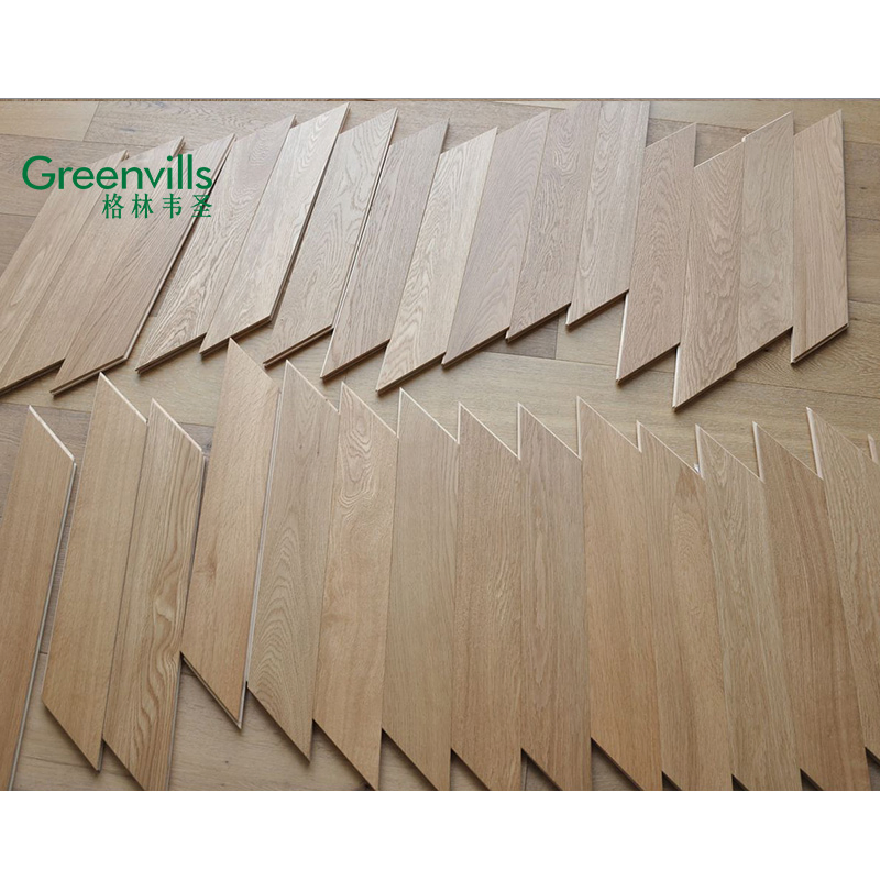 Паркетная доска Шеврон из натурального дуба