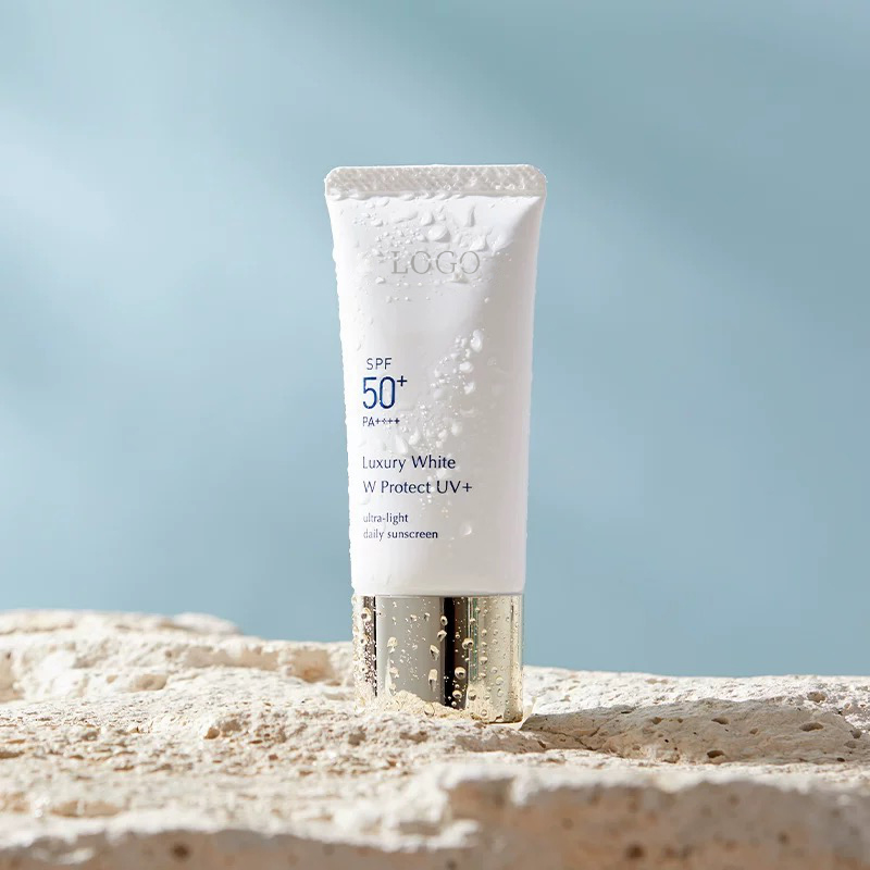 Di Tong OEM/ODM Essence Sunscreen