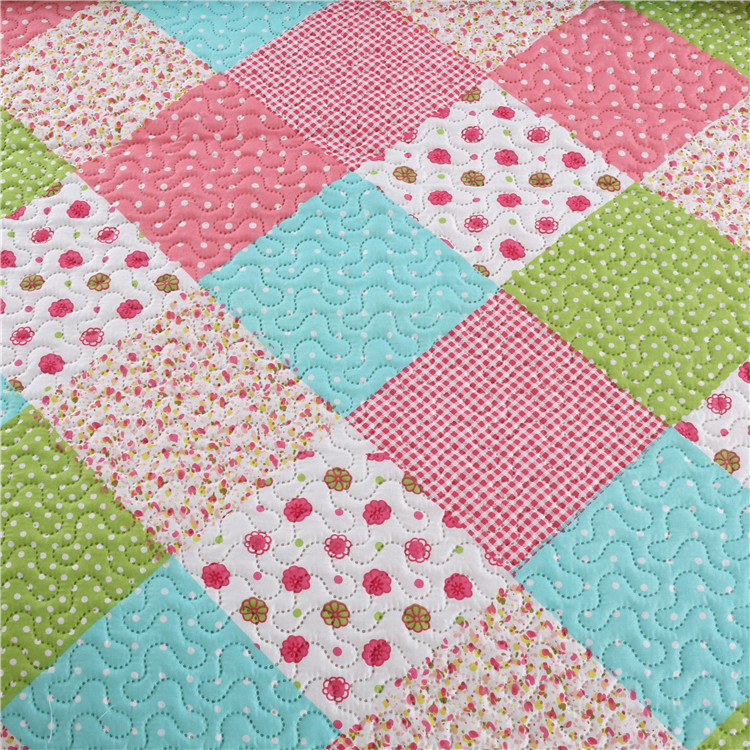 Printed Patchwork Microfiber Cheap Bed Quilt Cover Set China Bedspread