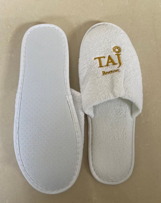 4/5 Star Luxury Hotel Wholesale Disposable Coral Fleece Slippers, Customized Logo