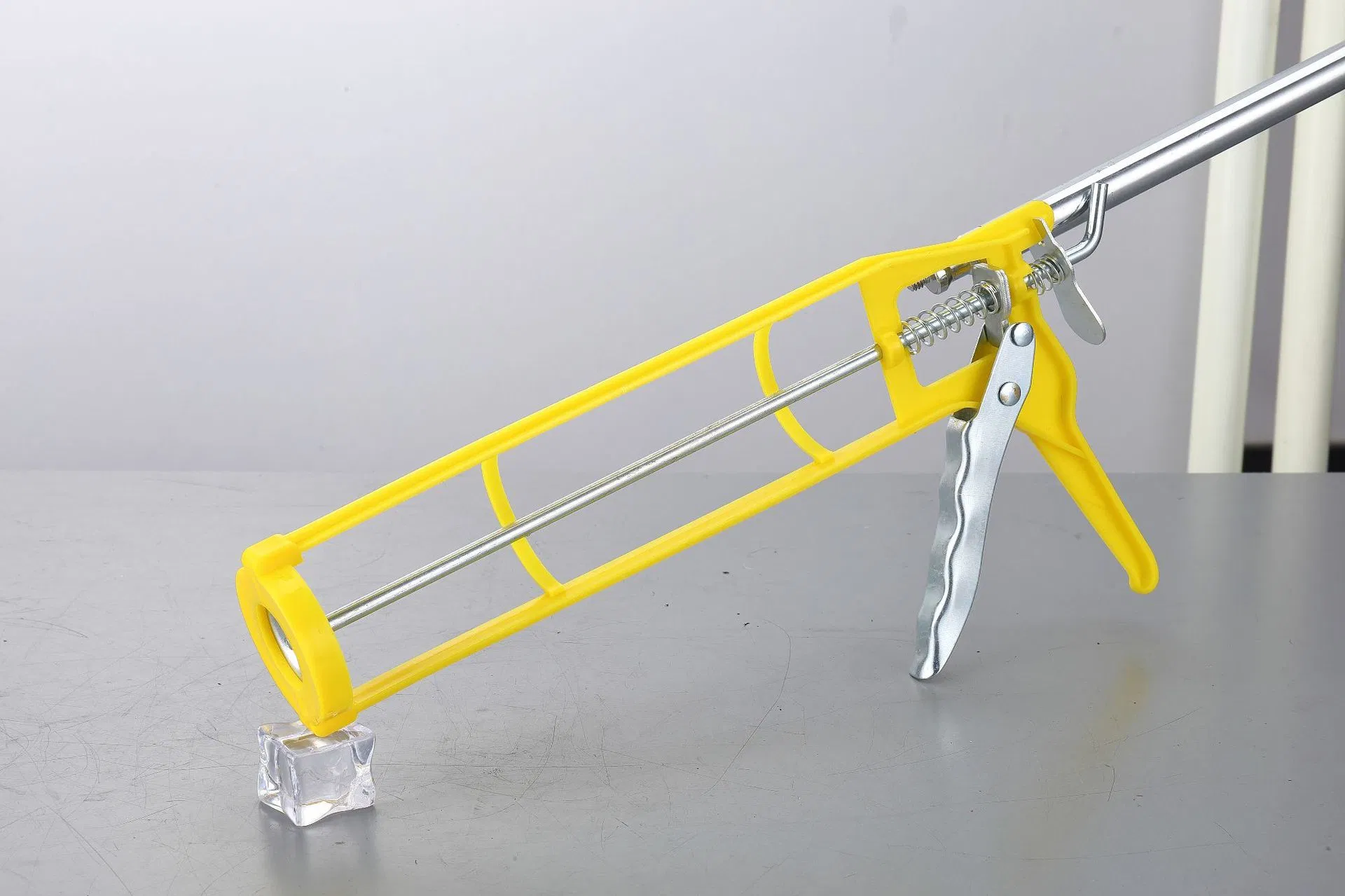 Hardware Tool Manual Silicone Sealant Gun for Bathroom Renovation Caulking Gun