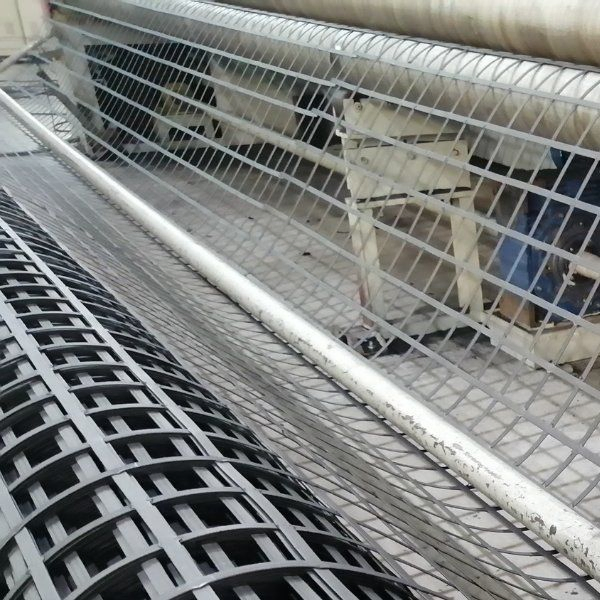 Road Reinforcement High Tenslie Strength Plastic Composite Geogrid Biaxial Geogrid