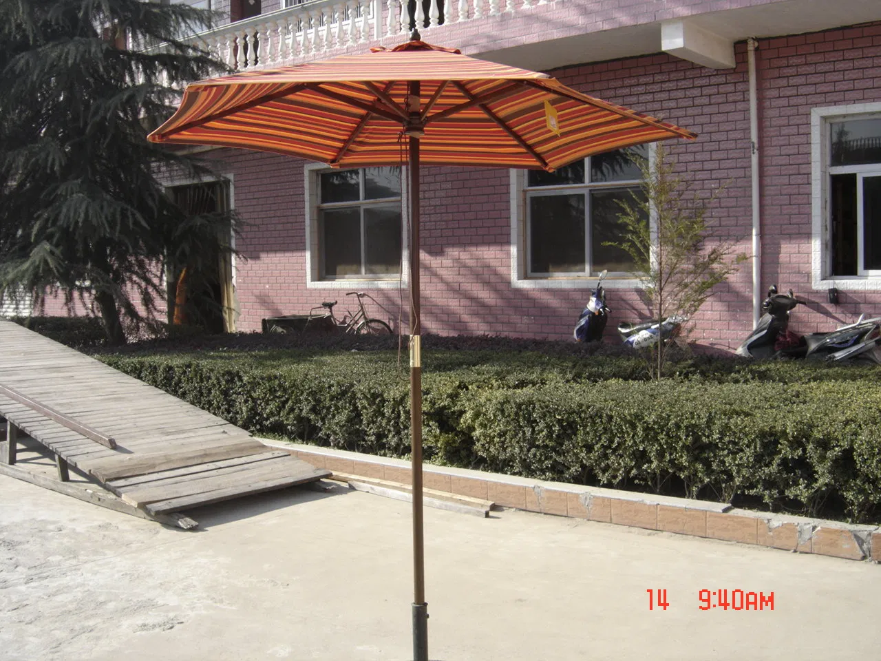 Wooden Market Umbrella Parasol Patio Garden Outdoor Dia. 2m Stripe Cover