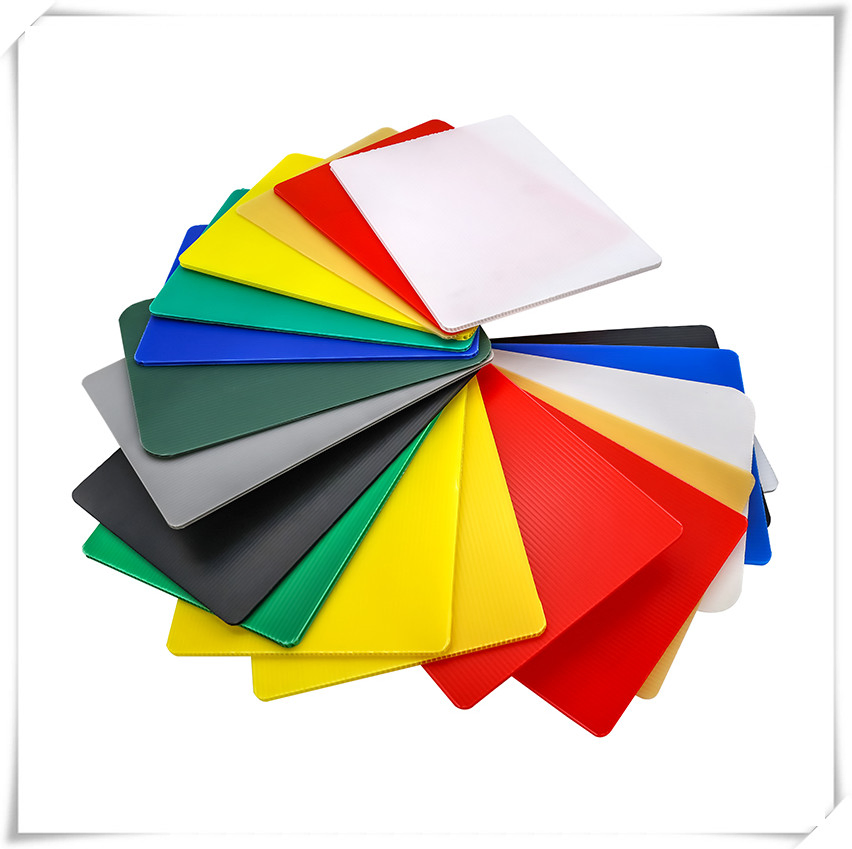 Inexpensive Moisture-Proof Durable Plastic Sheet