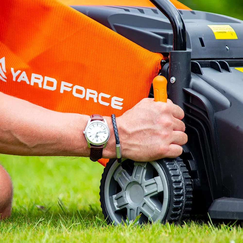Yard Force 40cm Hand Push Petrol Lawnmower with 127cc Rato Engine GM R40