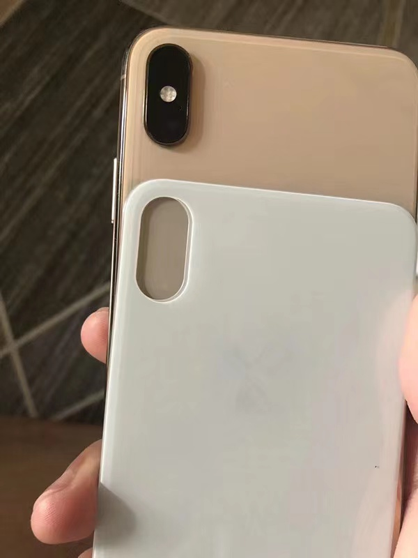 Задняя крышка с логотипом для iPhone 13