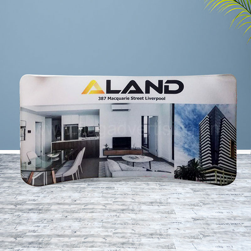 Custom Curved Shape Backwalls for Trade Shows & Exhibits