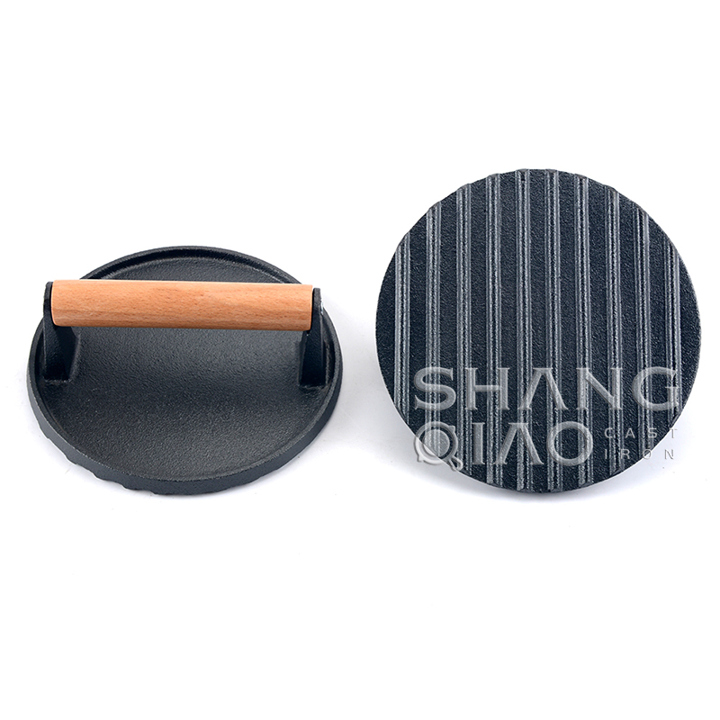 Чугунный пресс для гриля с деревянной ручкой