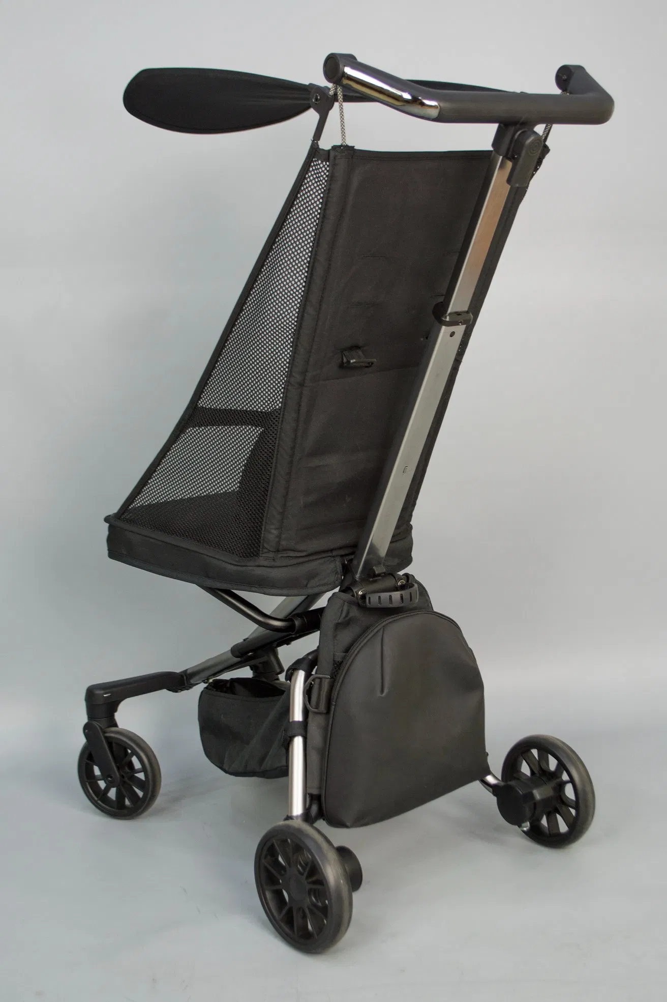 Budget Friendly Z4 Compact Fold Rider with Suspension Front Wheels for Babies