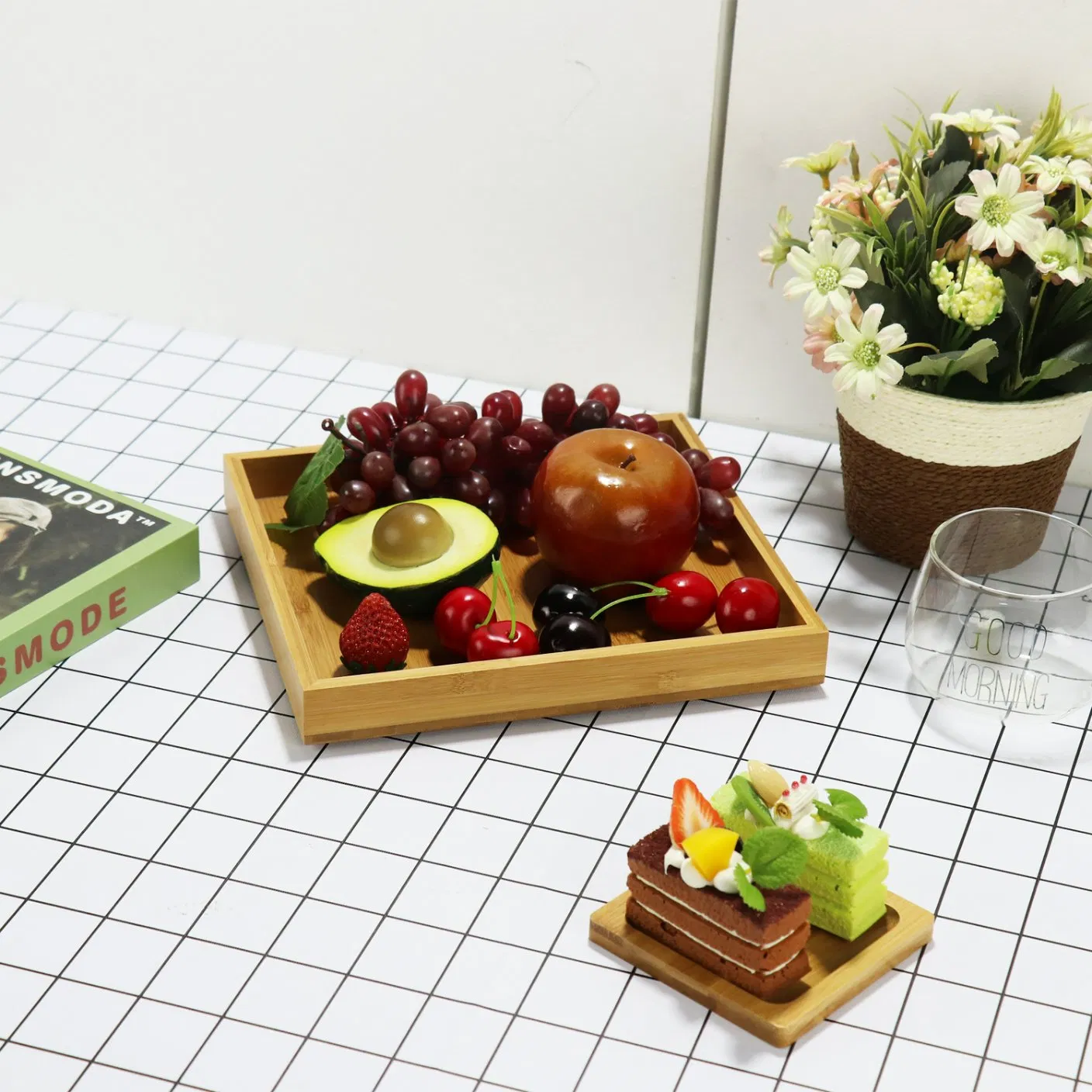 Hot Selling Bamboo Wood Serving Tray for Food Breakfast Coffee Cake