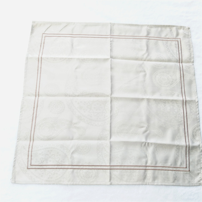 Factory Price Red Round Tablecloth Round Blue Paper Napkin for Airlines