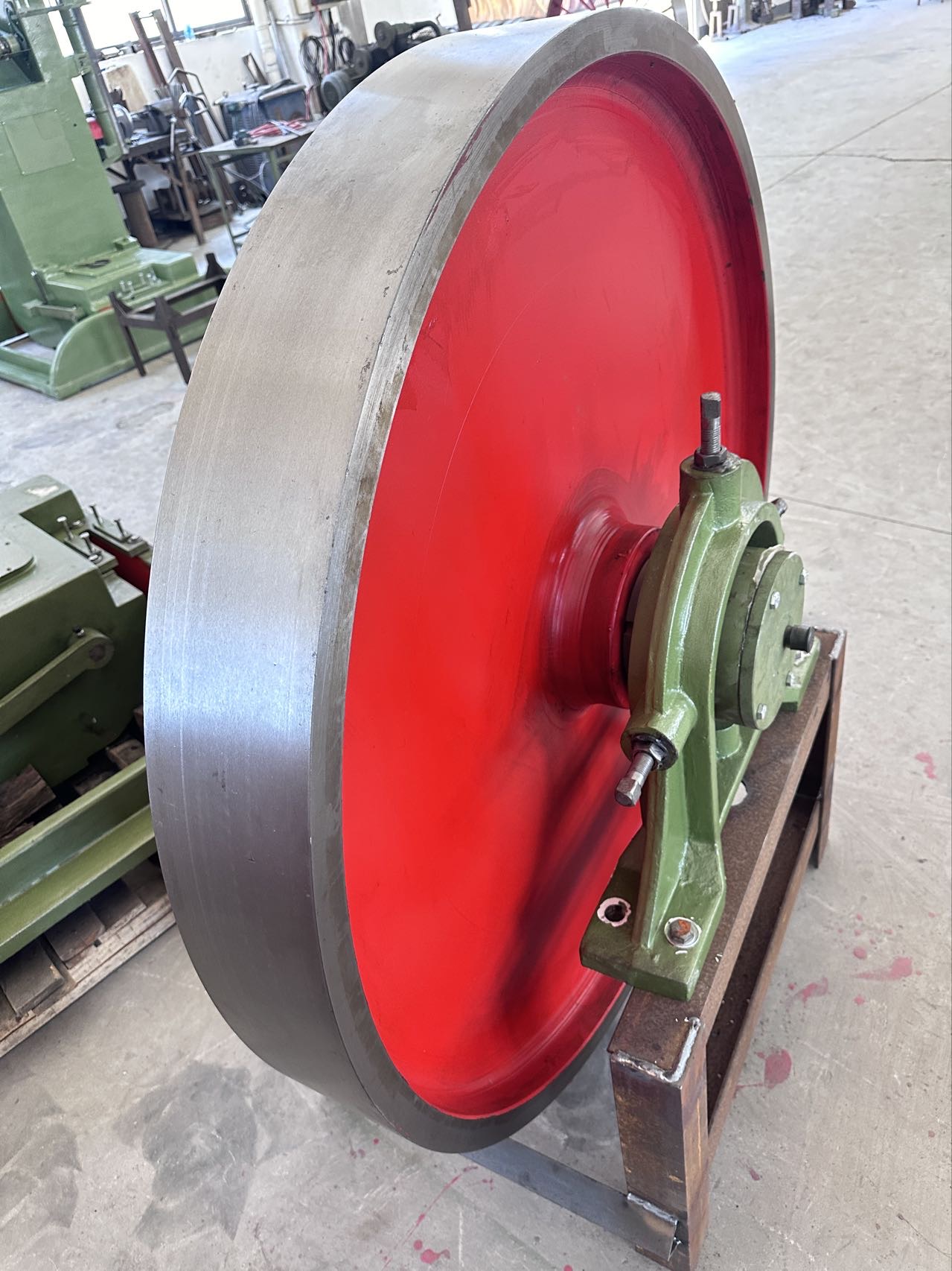 Ленточная пила по дереву вертикальная стандартная