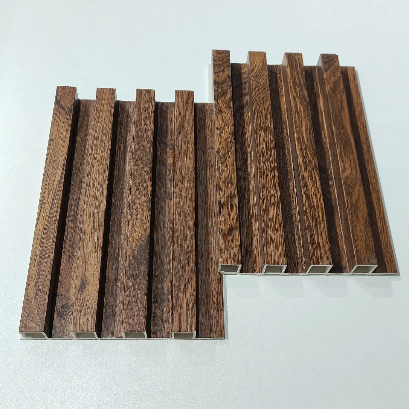 EL Panel WPC PARA Interiores 160*24*2900mm Lambrin Interior WPC Wall Panel