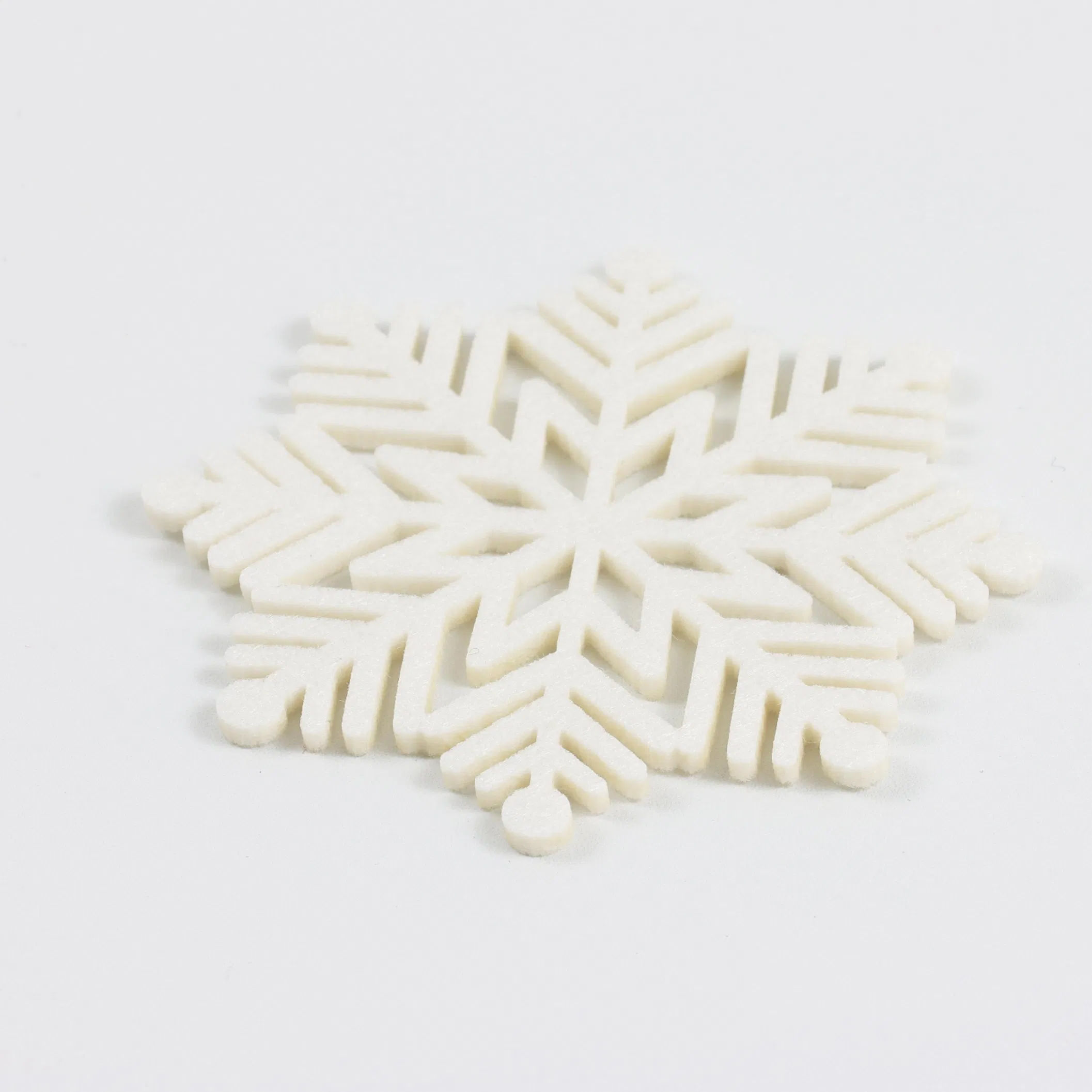 Factory Wholesale Cheap Coffee Cups with Snowflake Patterns, Various Patterns, Felt Coasters