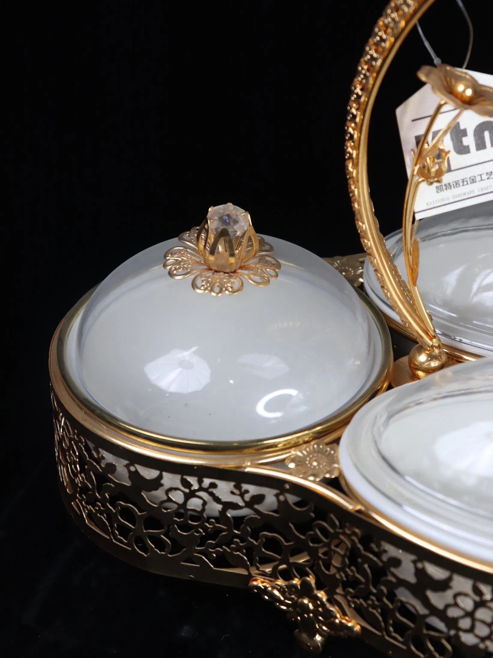 New Product Gold Plated Iron Tray with Plastic Bowl Set Candy Tray