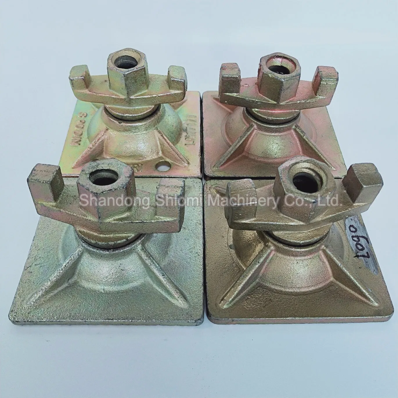 Анкерная гайка для опалубки Shlomi с пластиной