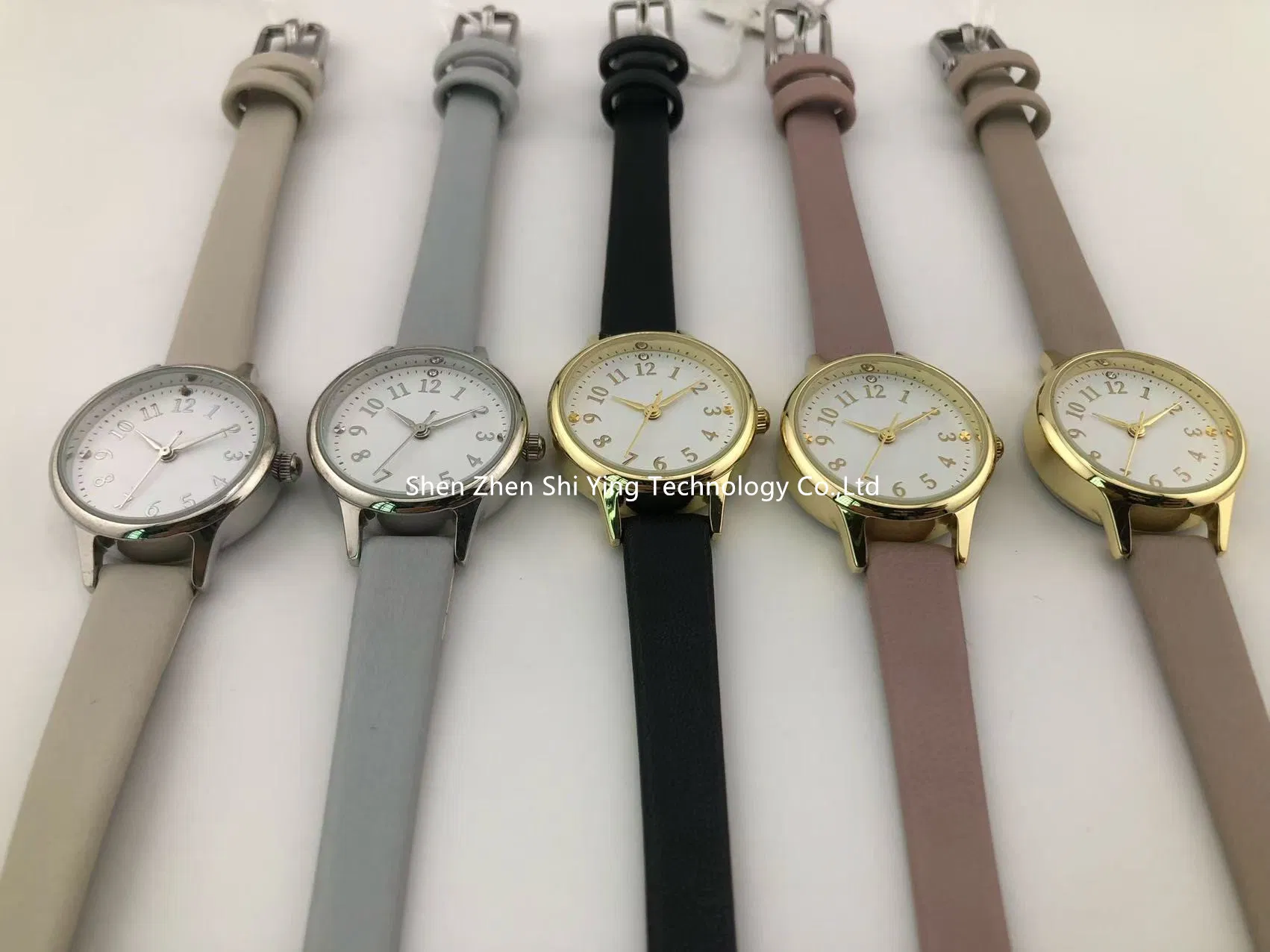 Analog Lady Fashion Elegant Wrist Watch with Small Leather Strap