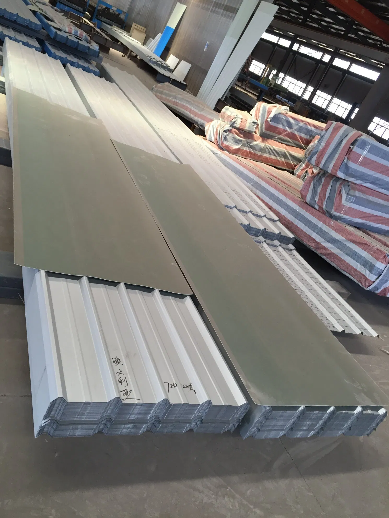 Corrugated Prepainted Steel Color Roofing Sheet
