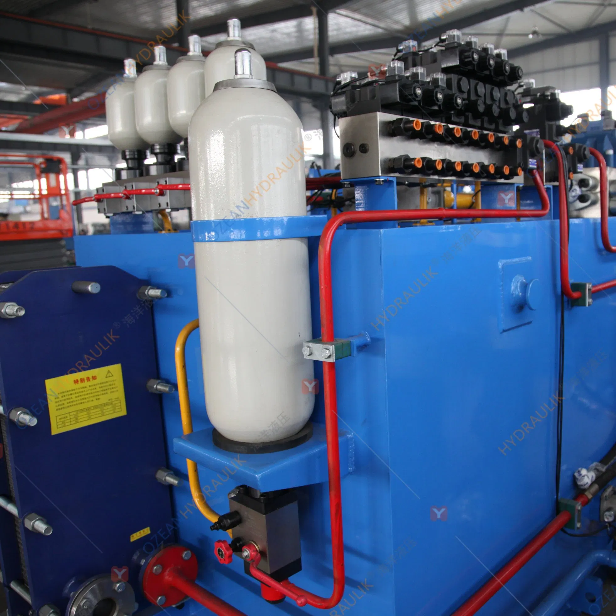 Автоматизированная гидравлическая силовая установка с насосом