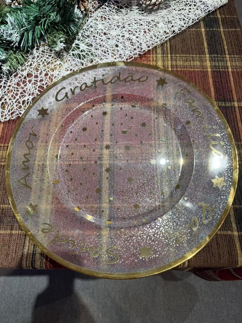 3. PP Eco-Friendly Plastic Charger Plate Used in Wedding/Party/Resutrant/Household