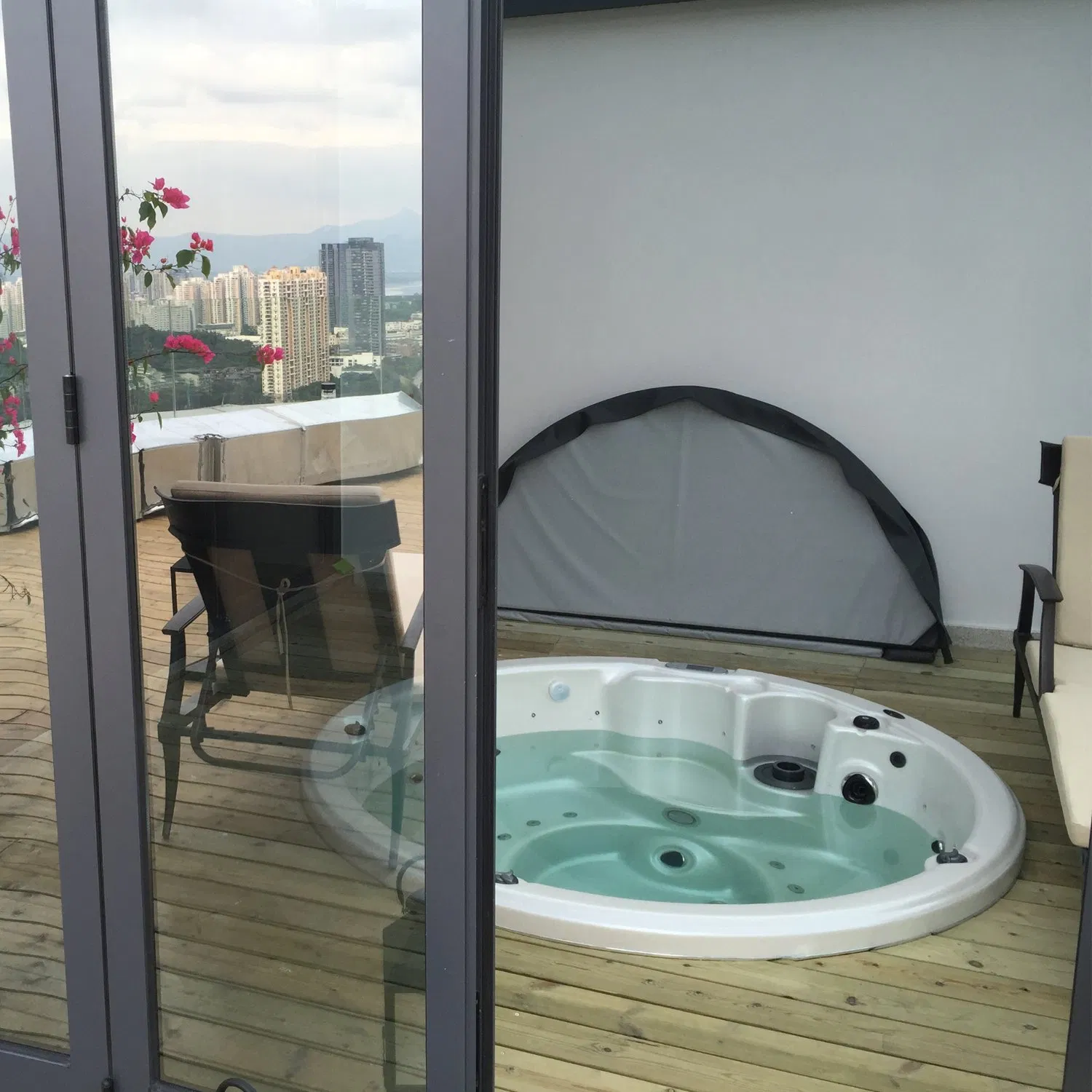 Круглый акриловый массажный SPA-бассейн для улицы