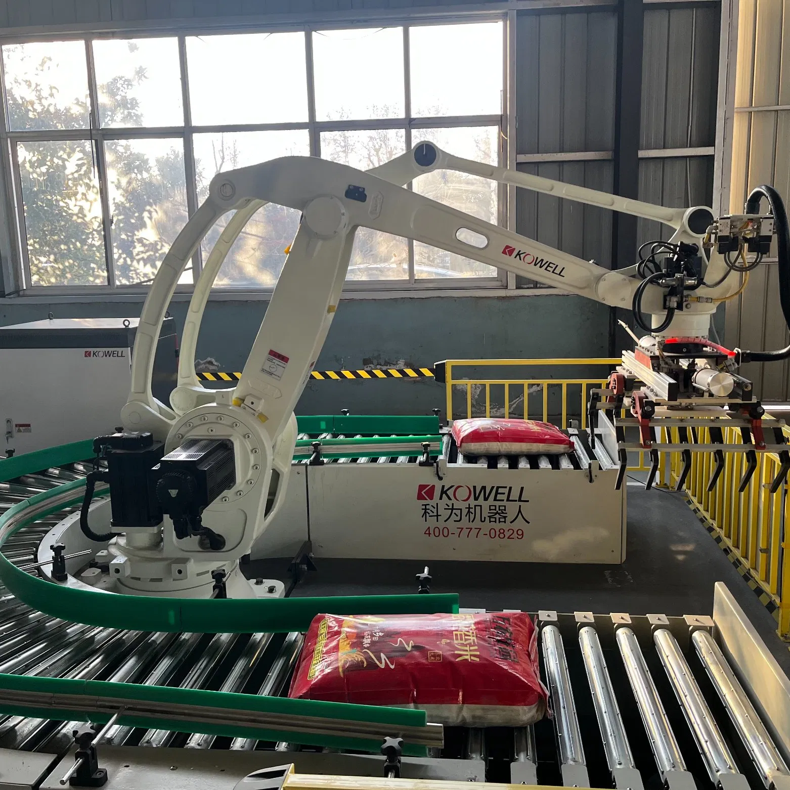 Low Cost Electric 4-Axis Manipulator Load 120kg