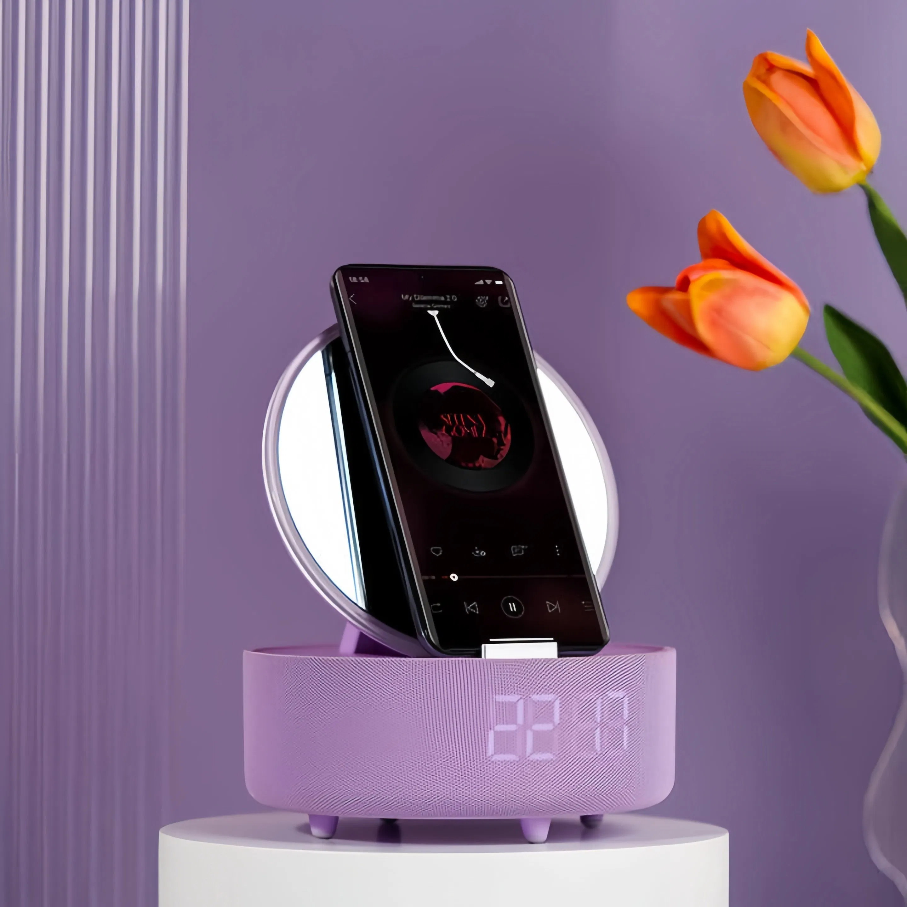 Wireless Charging Lamp Brightness Adjustment Table Light Bluetooth Speaker Makeup Dressing Lighted Beauty Mirror with Wireless Charger