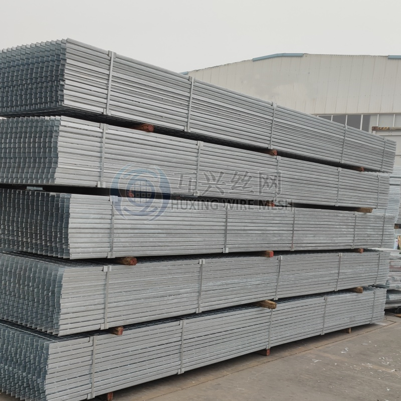 Light Structures Building Hot Zinc Coated Forge Welded Flat Bar Serrated Steel Grating 900mm 914mm 5800mm 6000mm