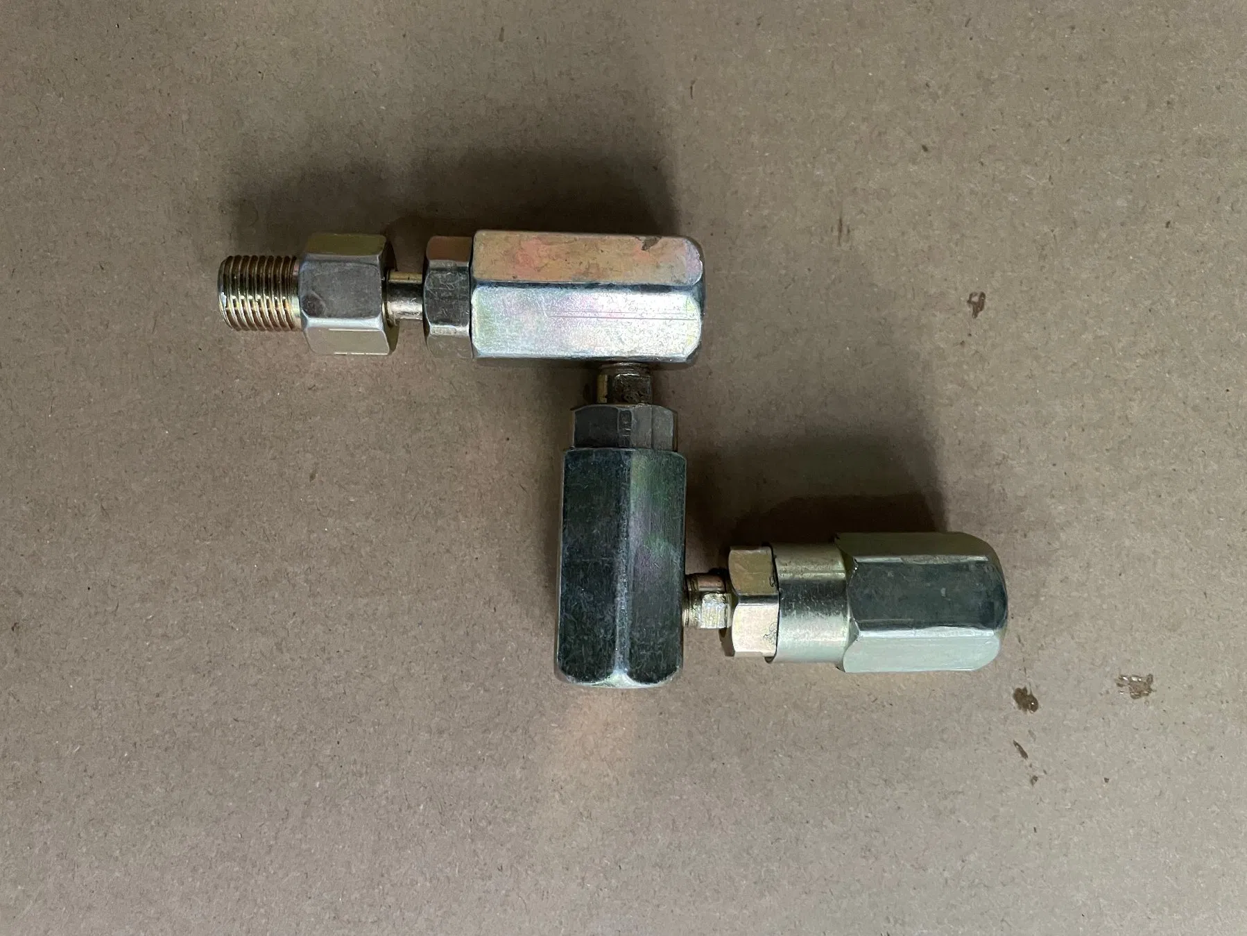 360 Degree Swivel for The Grease Gun