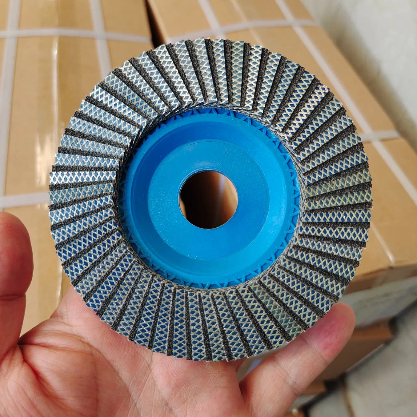 Алмазный лепестковый круг 115x22 мм для полировки фарфора