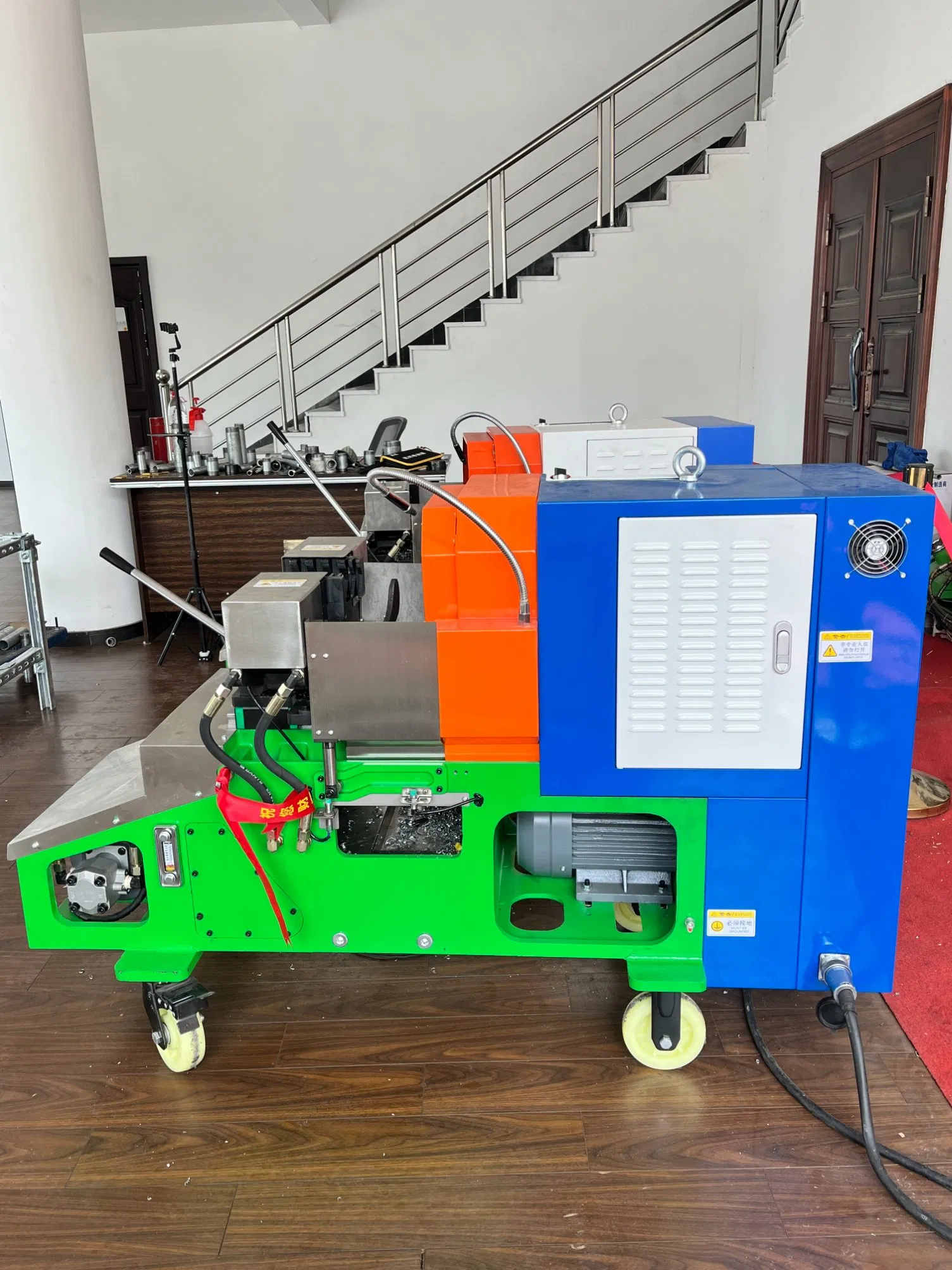 Reliable Pipe Threading Machine with 8 7kw Power DN15-65/DN14-100