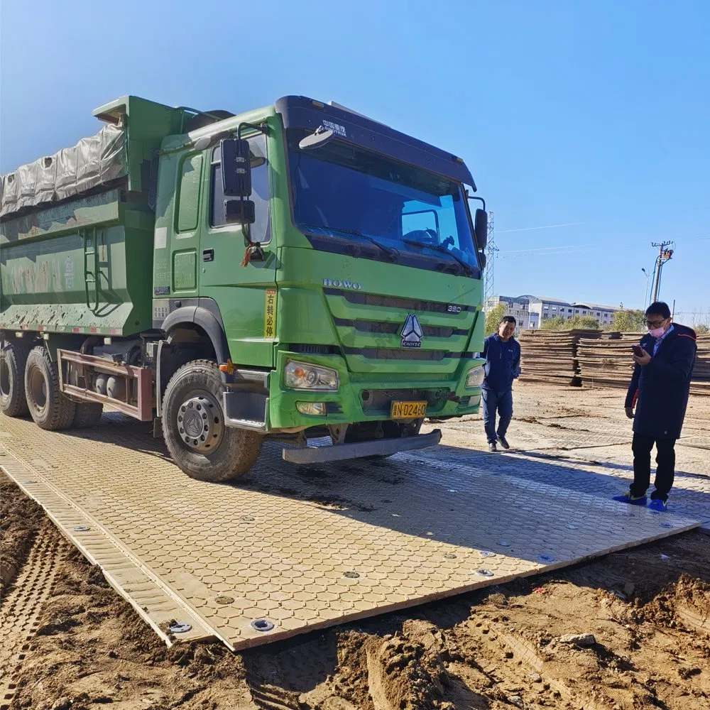 HDPE Ground Protection Mat Composite Hollow Heavy-Duty Interlocking Durabase Crane Megadeck Mat