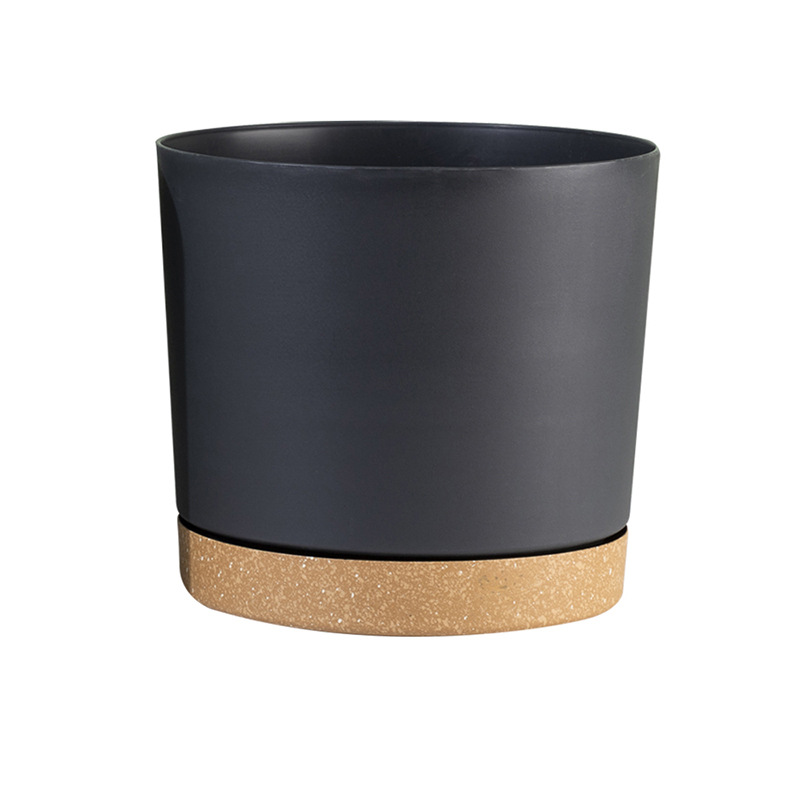 Горшки цветочные пластиковые черные с дренажными тарелками