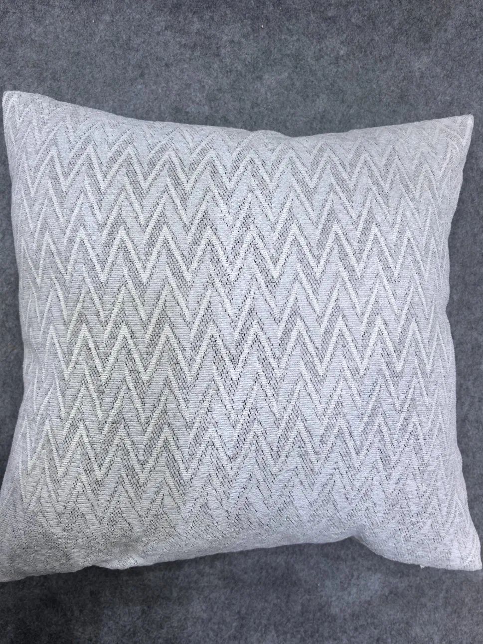 Jacquard Weaving Cushion Covers Back with Velvet