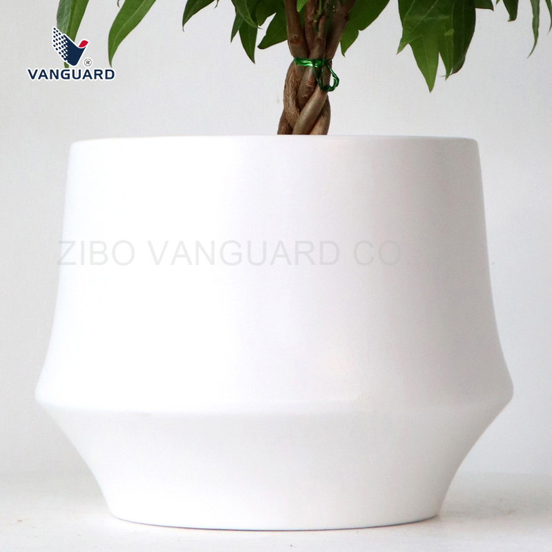 Большой декоративный керамический горшок для цветов